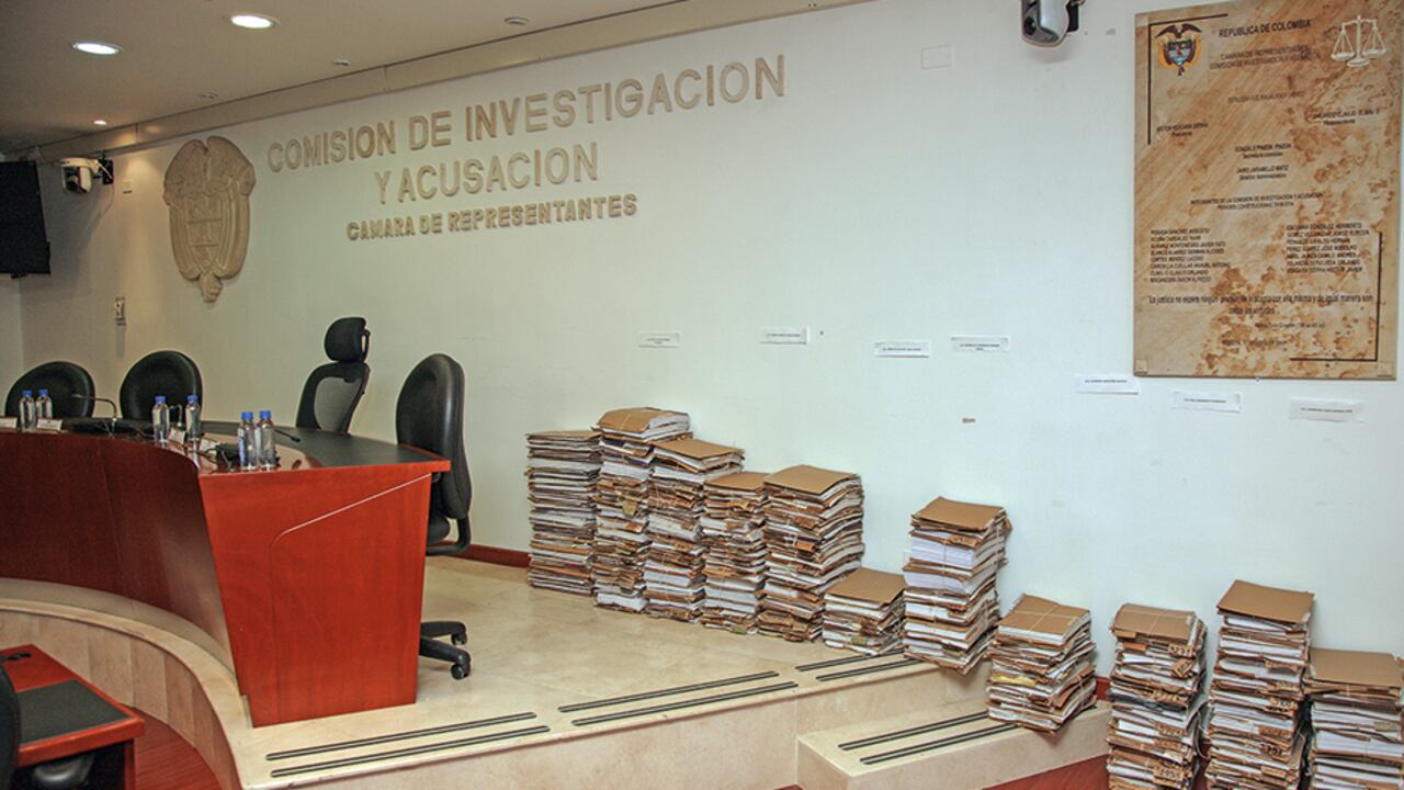 El punto clave es que un órgano político tenga facultades judiciales, y ello hace, evidentemente, que los procesos no avancen y duerman el sueño de los justos.