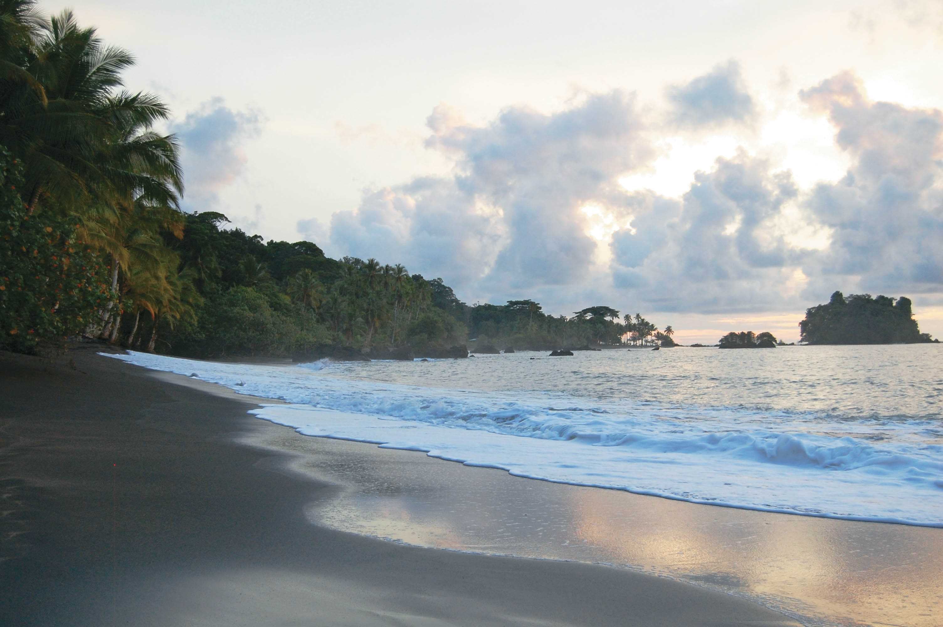 Nuquí: uno de los tesoros más escondidos en el pacífico colombiano, ubicado en Chocó.