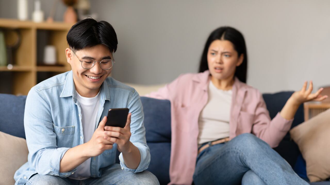 Celos y posesión en una relación amorosa.