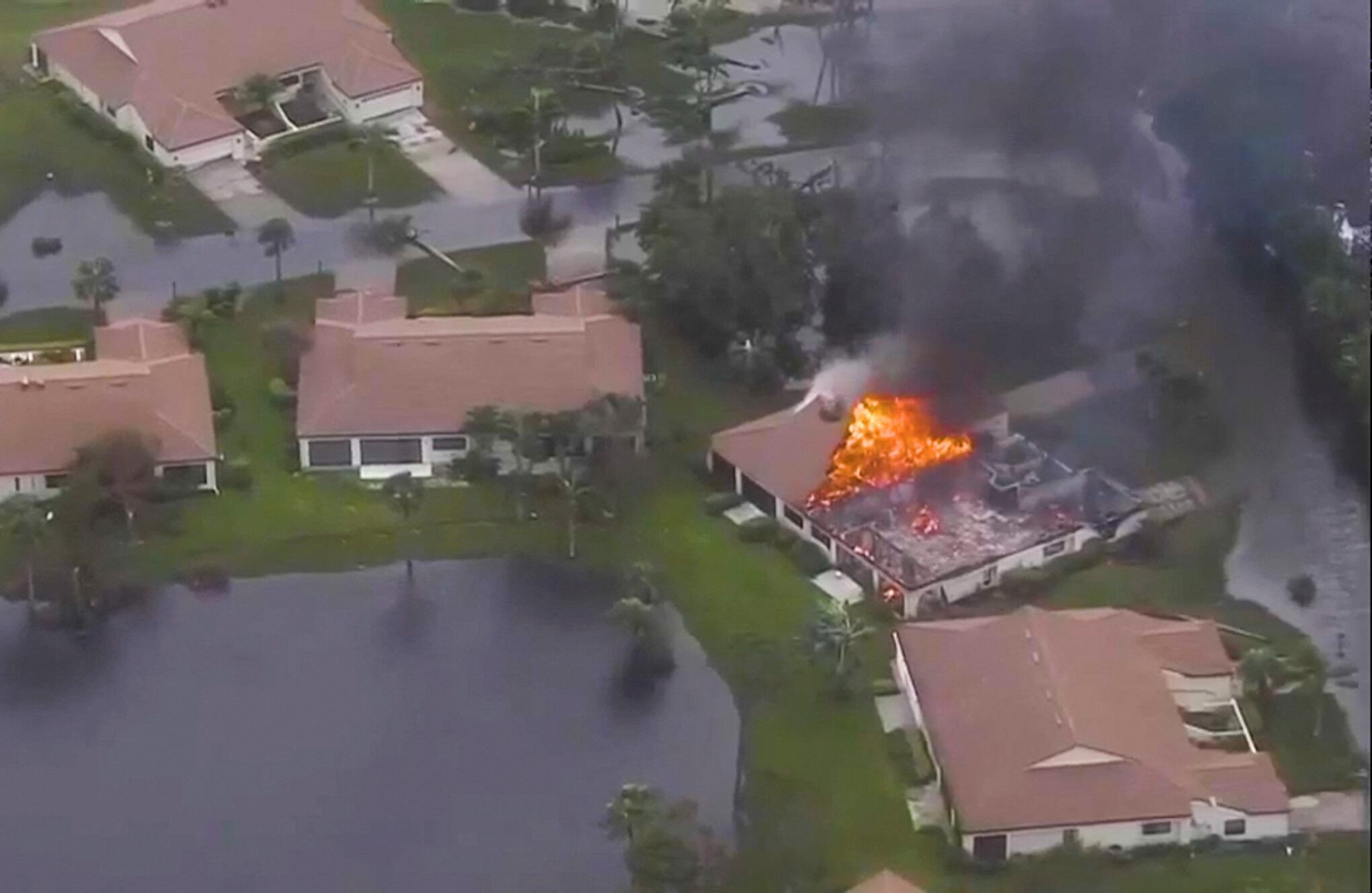 Imágenes aéreas muestran la magnitud de la destrucción del huracán Ian