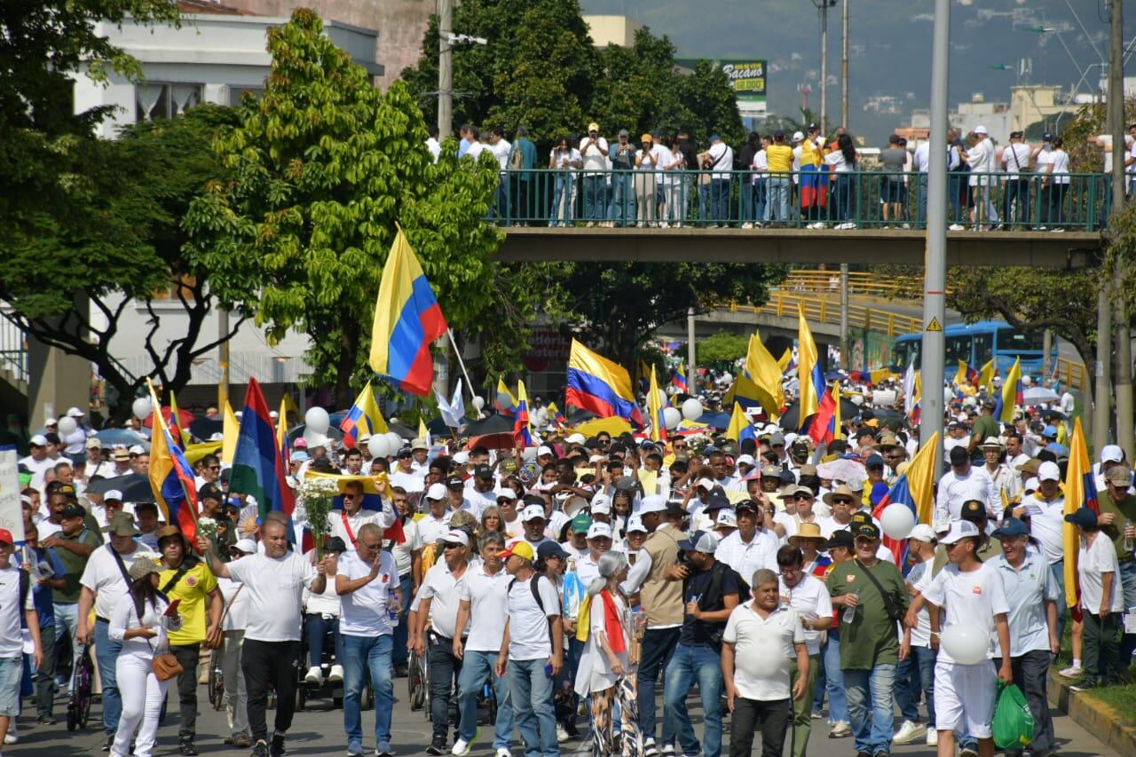 Caleños marchan en paz: multitudinaria respuesta en la Marcha del Silencio