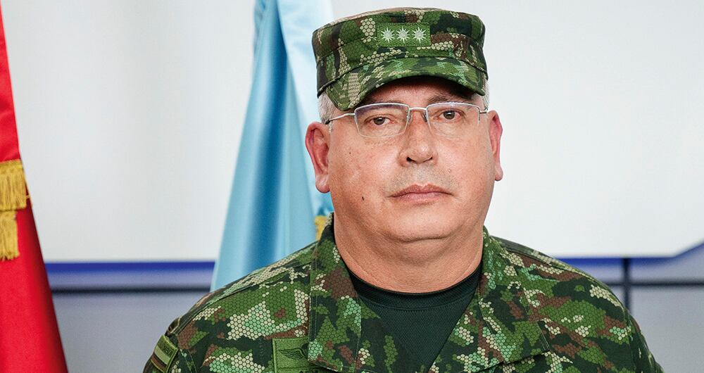 General Helder Fernán Giraldo BonillaComandante del Ejército Nacional