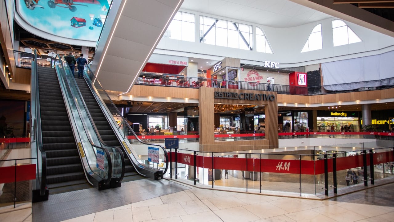 En el centro comercial Nuestro Bogotá, niños pertenecientes a fundaciones podrán disfrutar de nieve real.