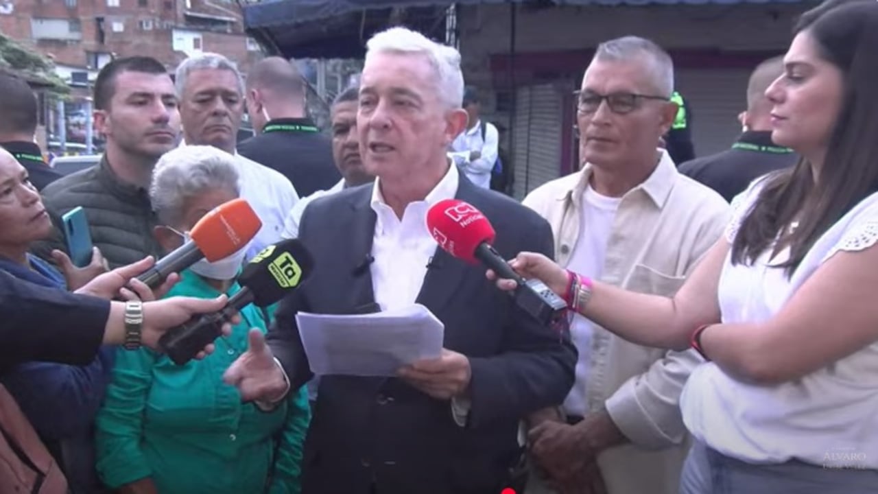 Expresidente Álvaro Uribe defiende la Operación Orión y crítica a la JEP