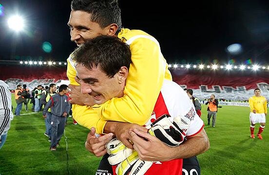 Los jugadores no ocultaron su satisfacción ahora que Santa Fe tiene grandes posibilidades de llegar a instancias decisivas en la Copa Libertadores 2013. (Guillermo Torres / SEMANA)