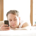 Usuarios de WhatsApp emplean la app para engañar a sus parejas.