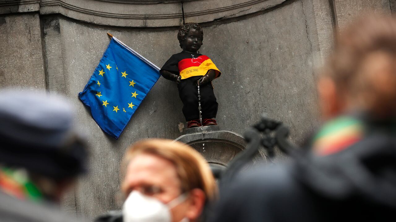 Unión Europea anuncia compra de más de 60 millones adicionales de vacunas anticovid