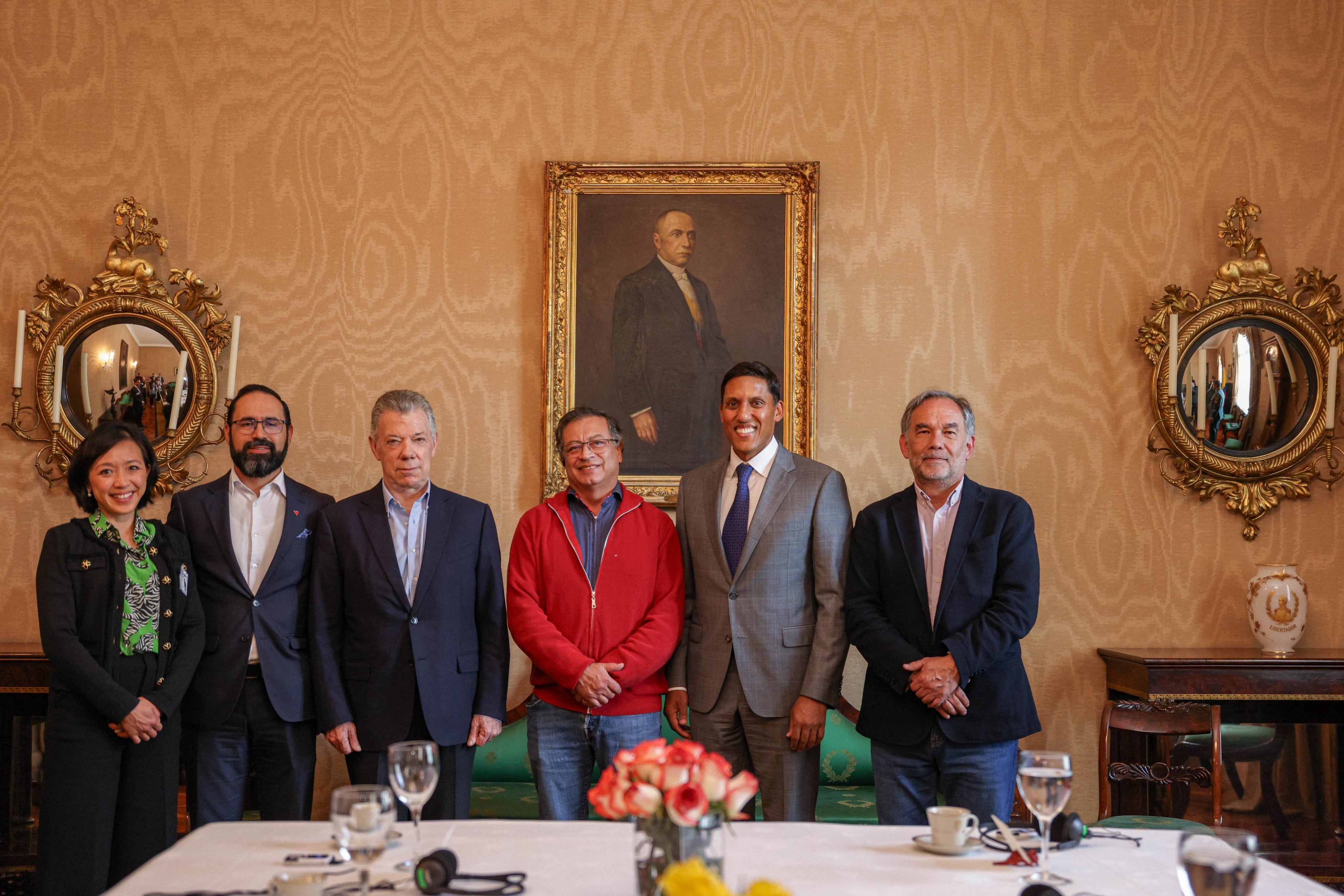 Reunión entre Gustavo Petro y Juan Manuel Santos.