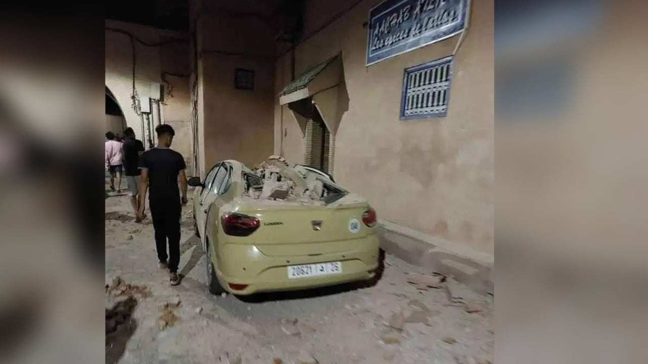 Sismo de cerca de 7 grados sacudió la noche en Marruecos.