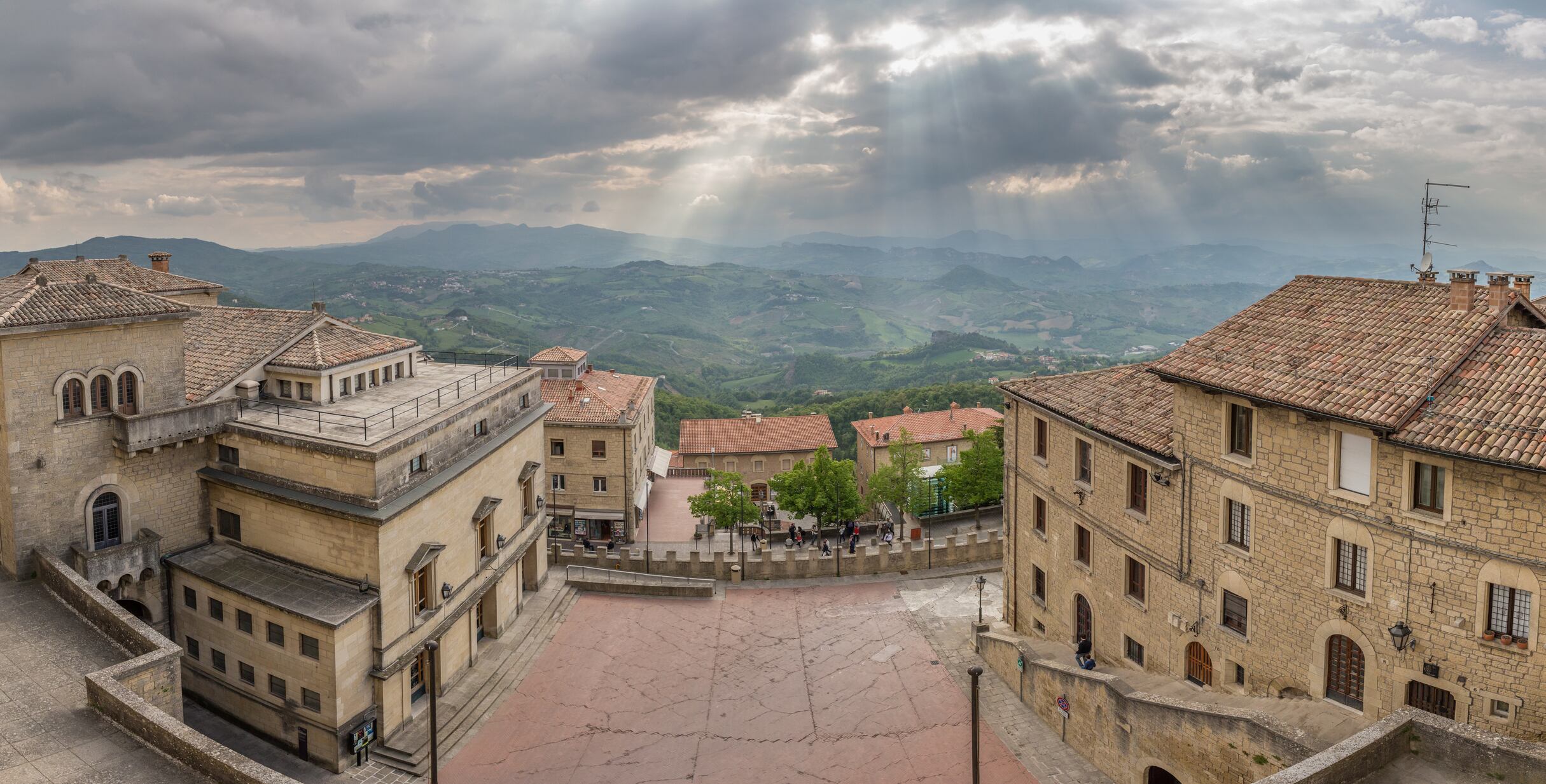 San Marino Panorama