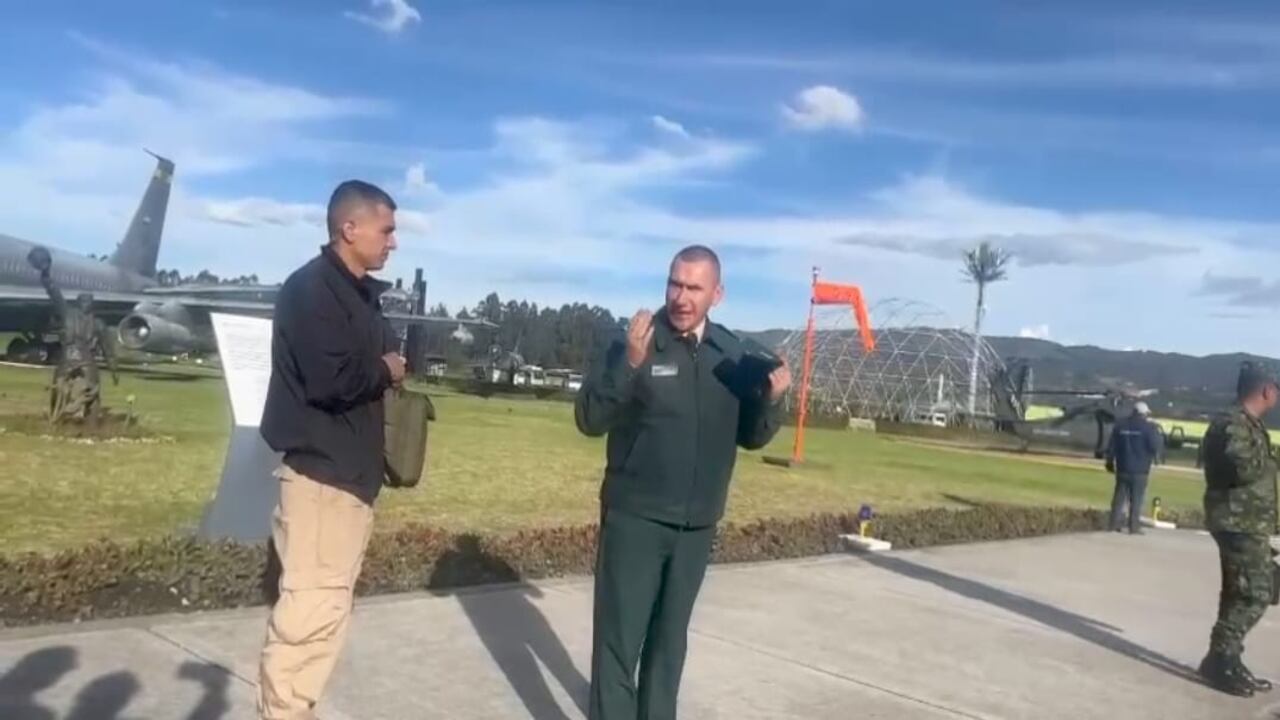 El comandante del Ejército Nacional sigue sin responder por el escándalo revelado pro SEMANA.