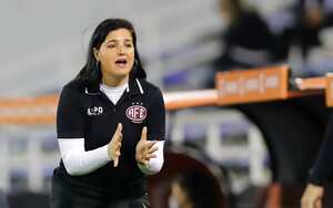 Lindsay Camila: la historia de la primera mujer DT en ganar la Copa Libertadores