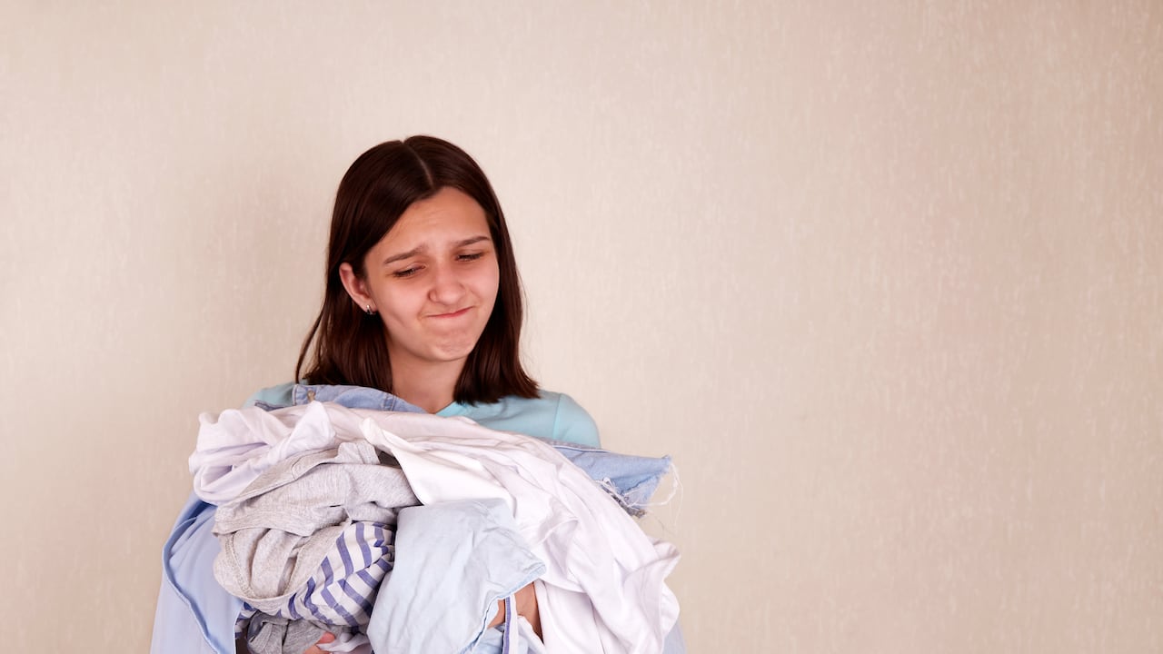 Las prendas luego de usarse es posible que cojan olor a sudor o aromas desgradables.