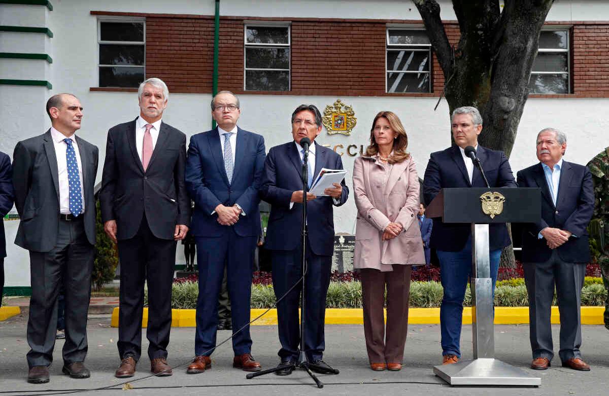 el Fiscal General de la Nación de Colombia, Néstor Humberto Martínez, indicó que el autor material del atentado ya fue identificado. Su nombre es José Aldemar Rojas Rodríguez. foto: León Darío Peláez/Semana