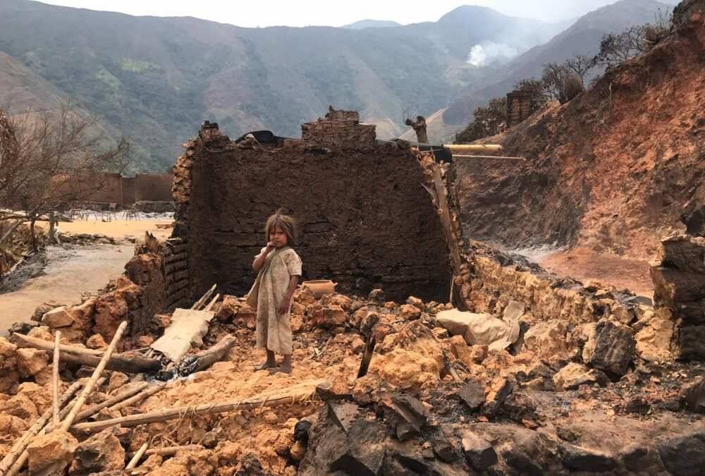 Los incendios dejaron más de 120 indígenas damnificados, de los cuales aproximadamente 70 eran niños. FOTO: Jhorllana Romero