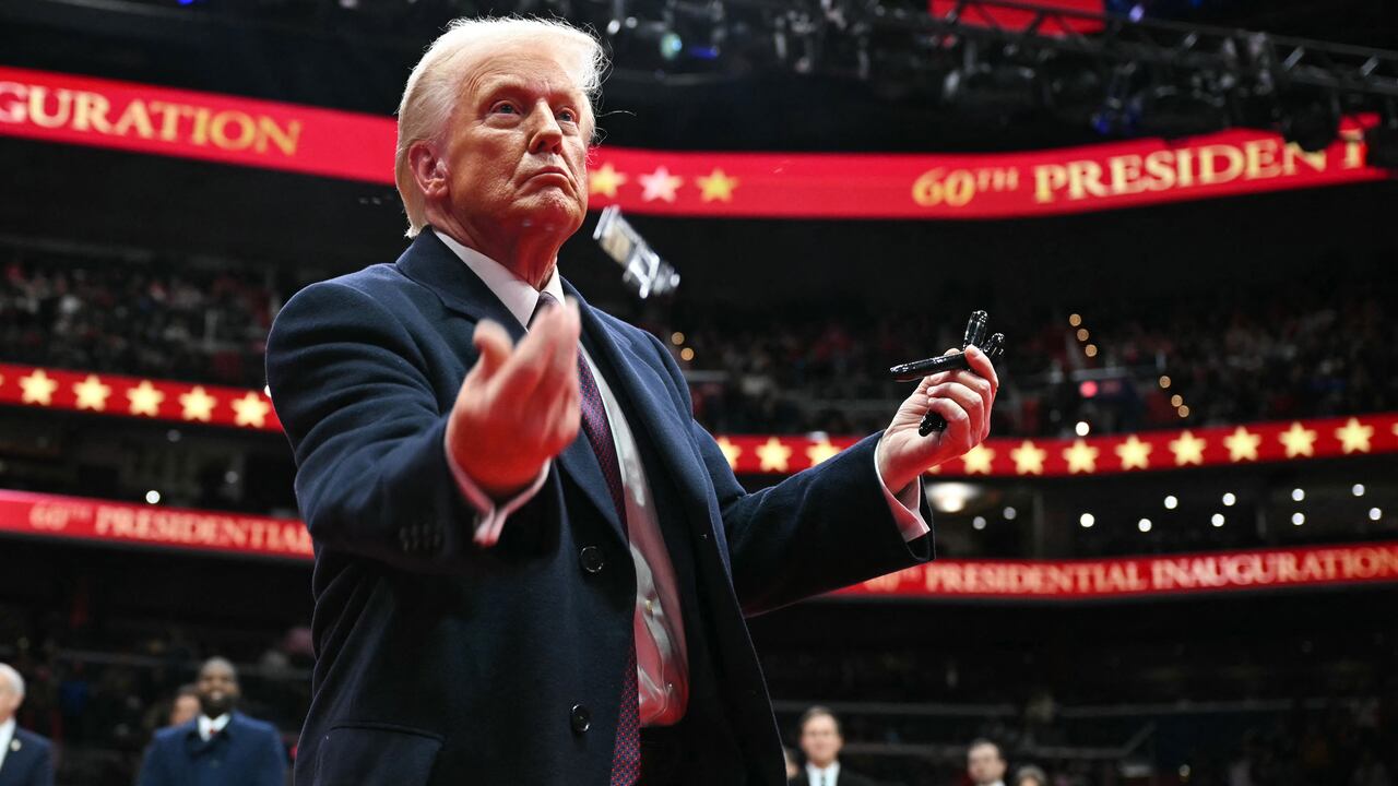 El recién posesionado Donald Trump ha declarado sus primeras órdenes judiciales en su vuelta a la Casa Blanca