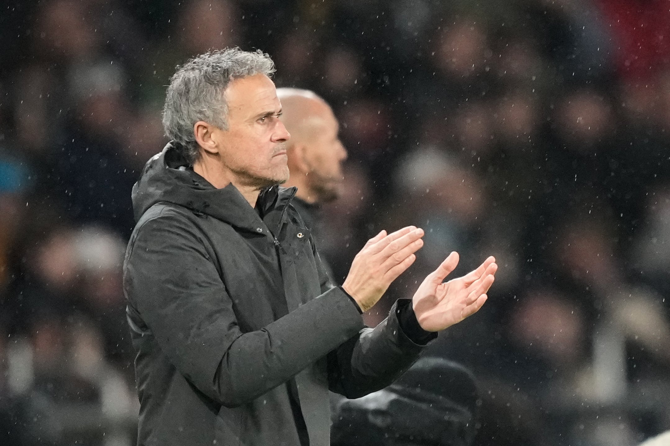 Luis Enrique aplaude el golazo de Dembélé ante LOSC.