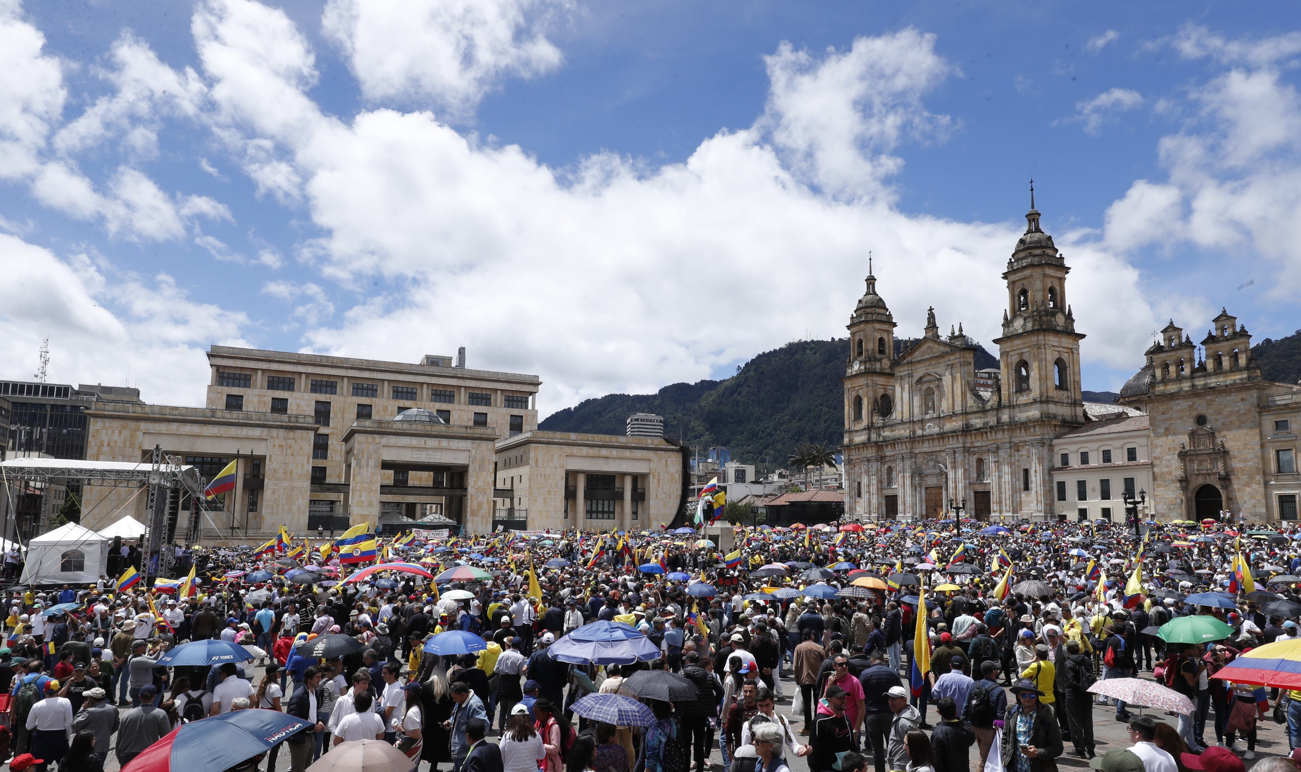 Marcha de la Mayoría este 20 de junio Bogotá Panorámica Plaza Bolívar