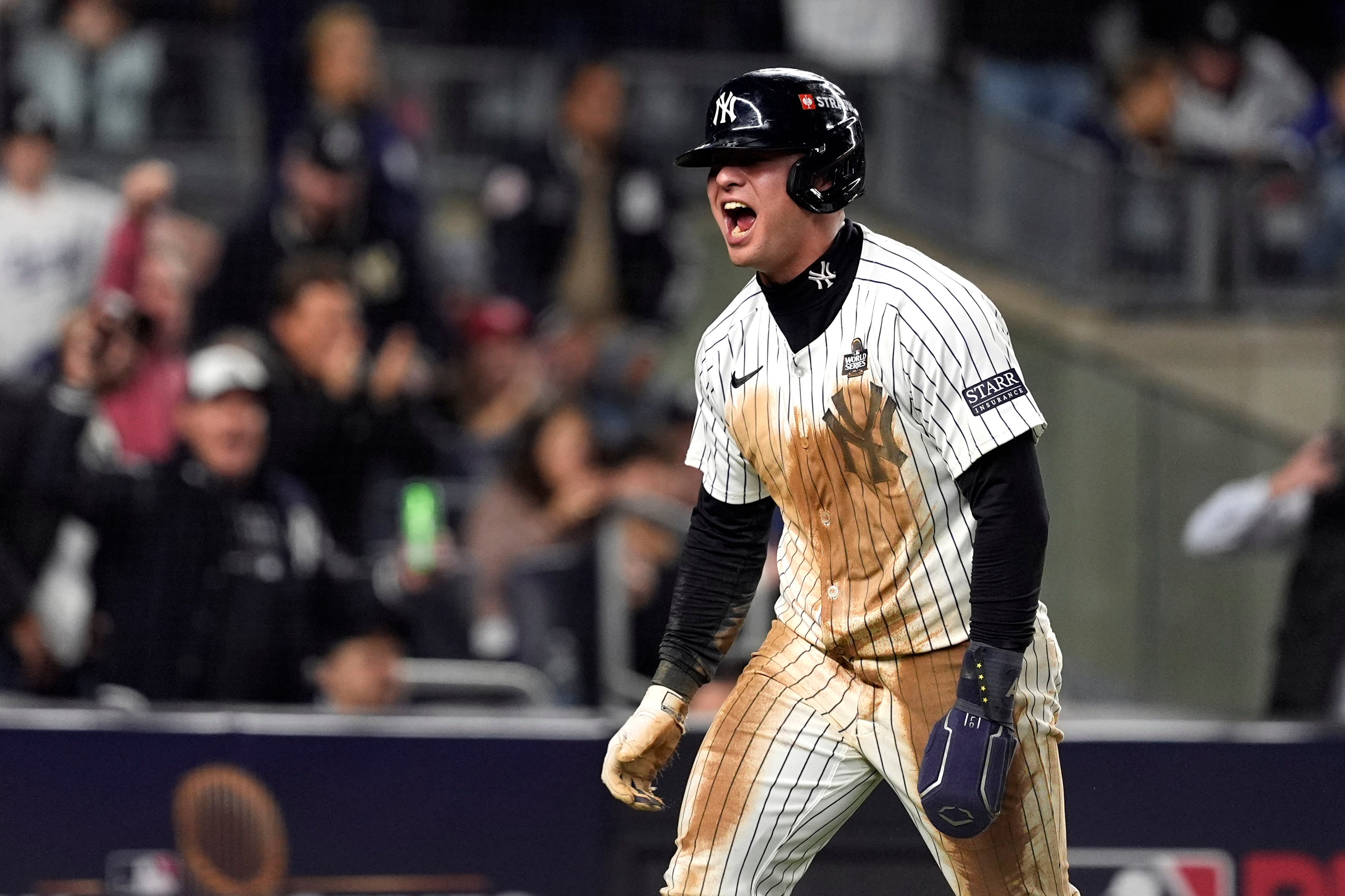 Yankees derrotan a Dodgers y revivien en la Serie Mundial de la MLB