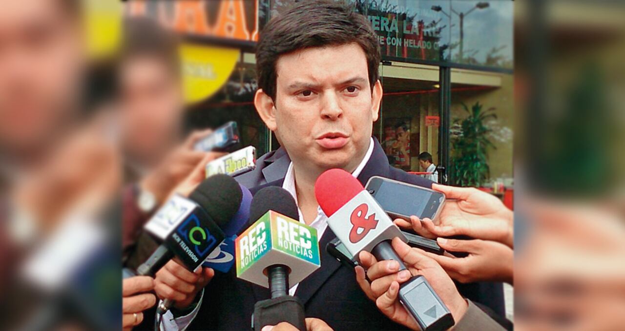 Alejandro LYONS MUSKUSExgobernador de Córdoba