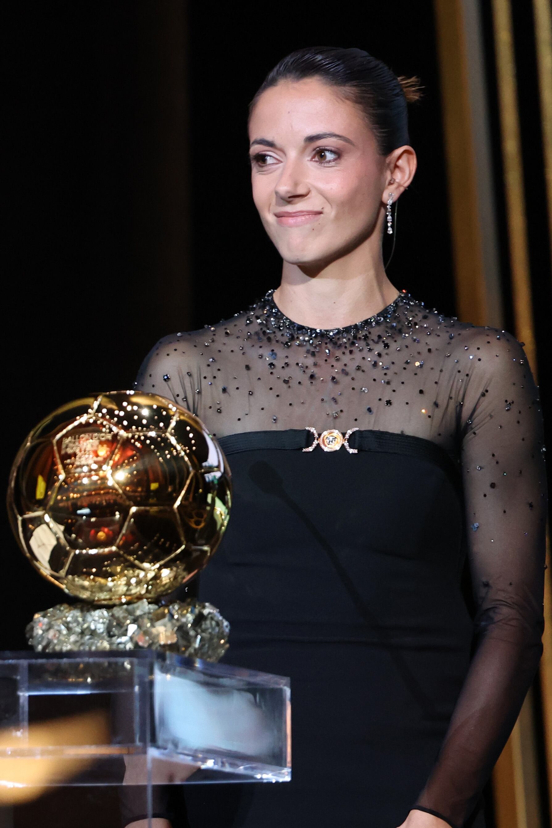 Aitana Bonmati ganadora del Balón de Oro en las mujeres.