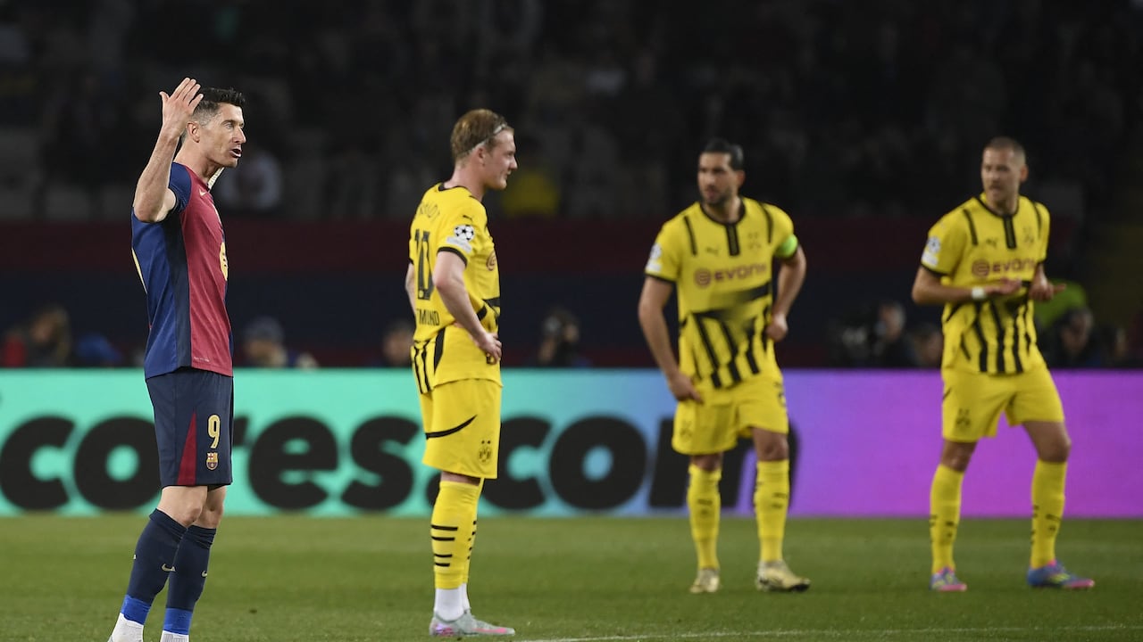 BARCELONA, SPAIN - APRIL 9: Barcelona's Polish forward Robert Lewandowski celebrates his goal during the UEFA Champions League football match between FC Barcelona and Borussia Dortmund at the Estadi Olimpic Lluis Companys, in Barcelona, on April 9, 2025. Adria Puig / Anadolu (Photo by Adria Puig / ANADOLU / Anadolu via AFP)
