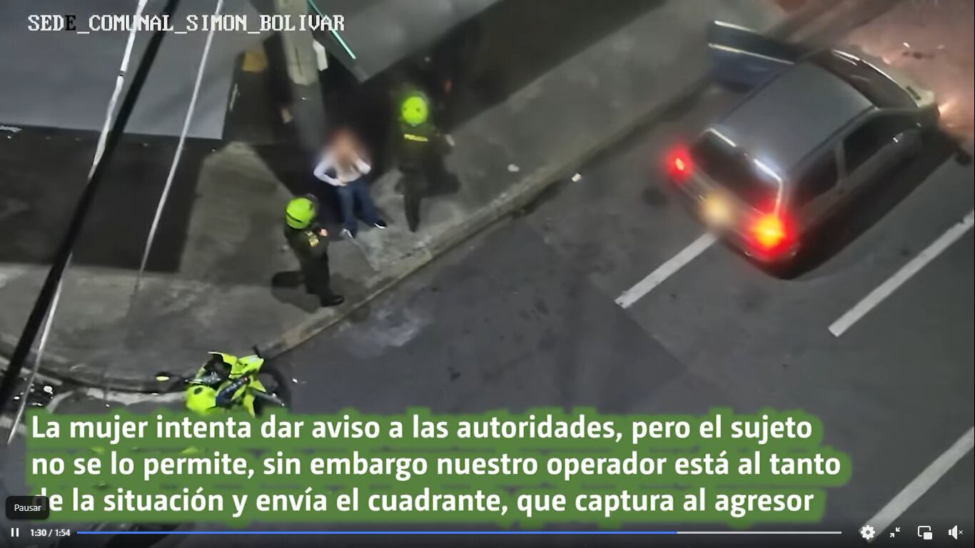 En cámaras de vigilancia queda registrada la agresión a una mujer