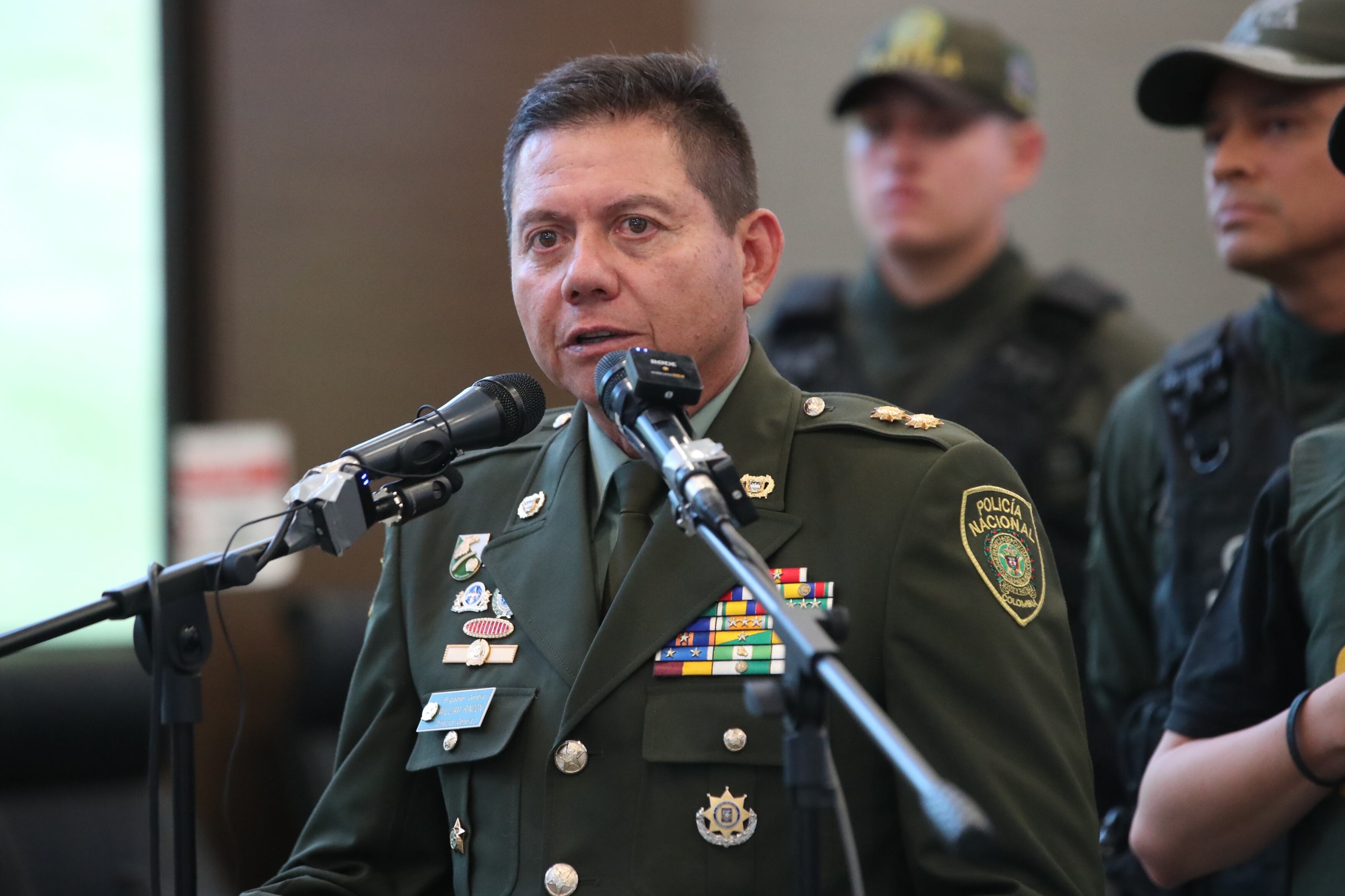 Gaula de la Policía Nacional, con apoyo de comandos Jungla, logró el rescate del cantante Miguel Ayala (hijo del artista Giovanny Ayala) y su mánager Nicolás Pantoja, secuestrados departamento del Cauca”.