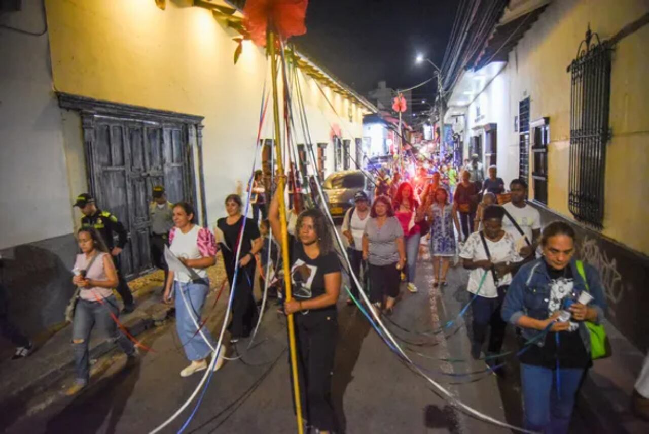 Celebración del santo patrono en el barrio San Antonio de Cali.