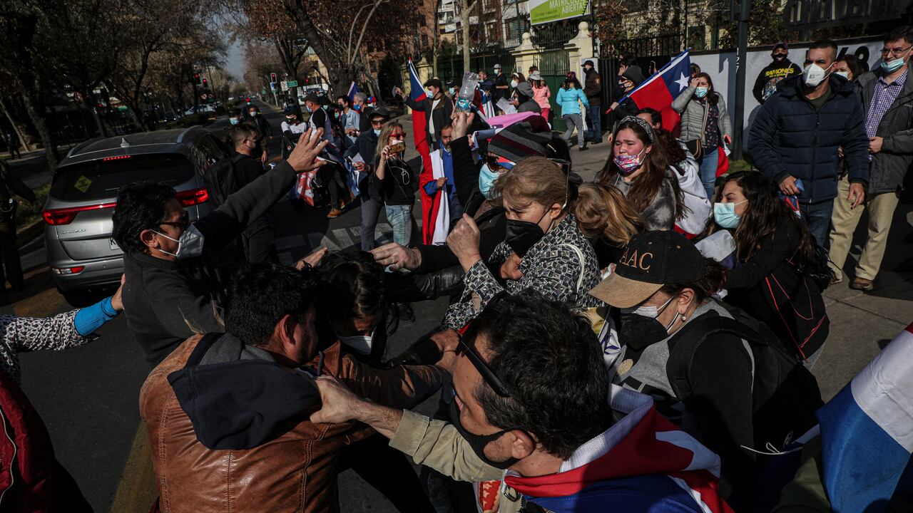 Cubanos muestran “decepción” por la falta de acciones de Biden