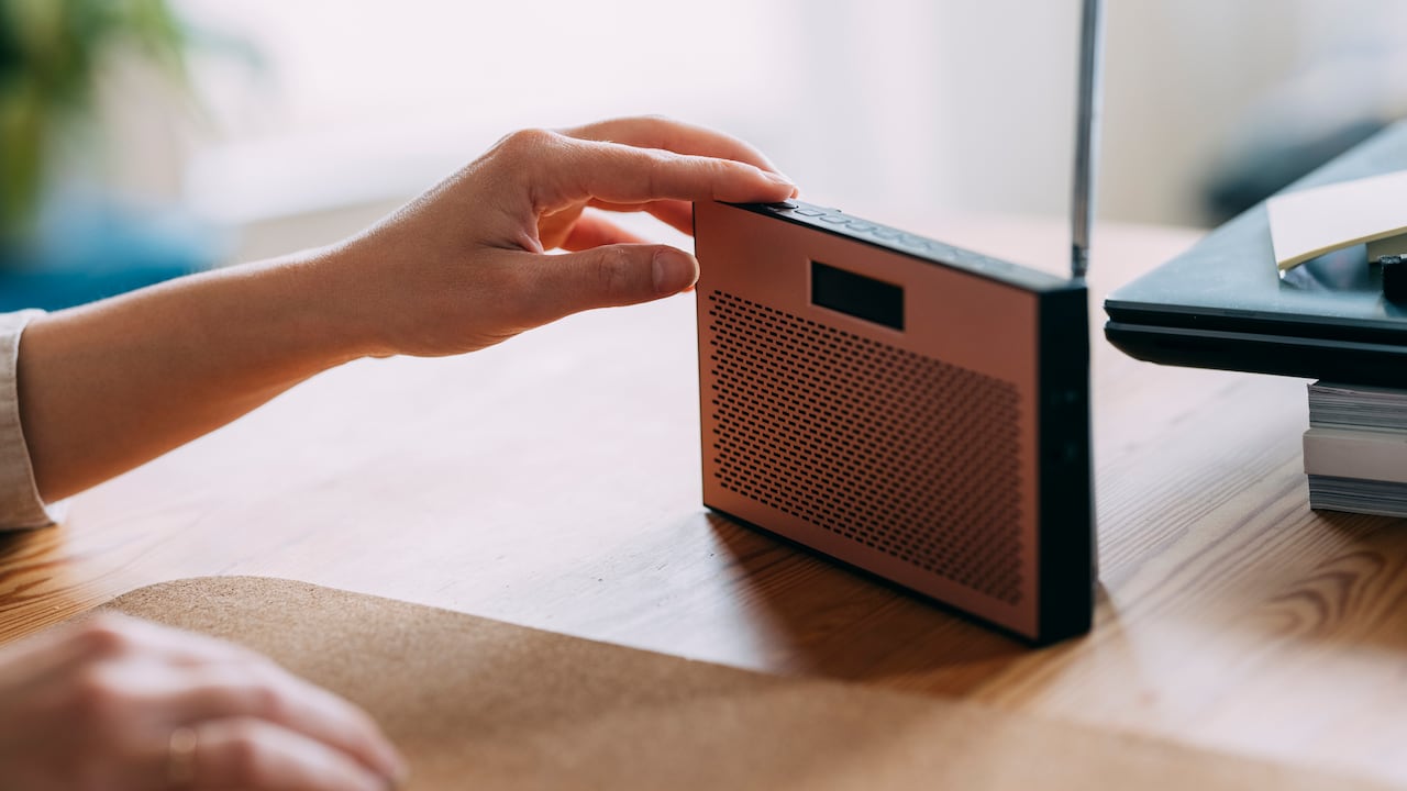 Los radios emiten señales que interfieren con las ondas de los router WiFi.