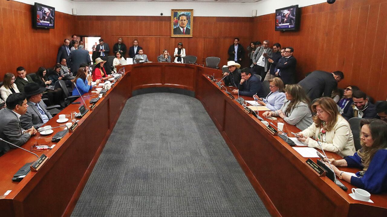 La reforma a la salud está en manos de la Comisión Séptima del Senado.
