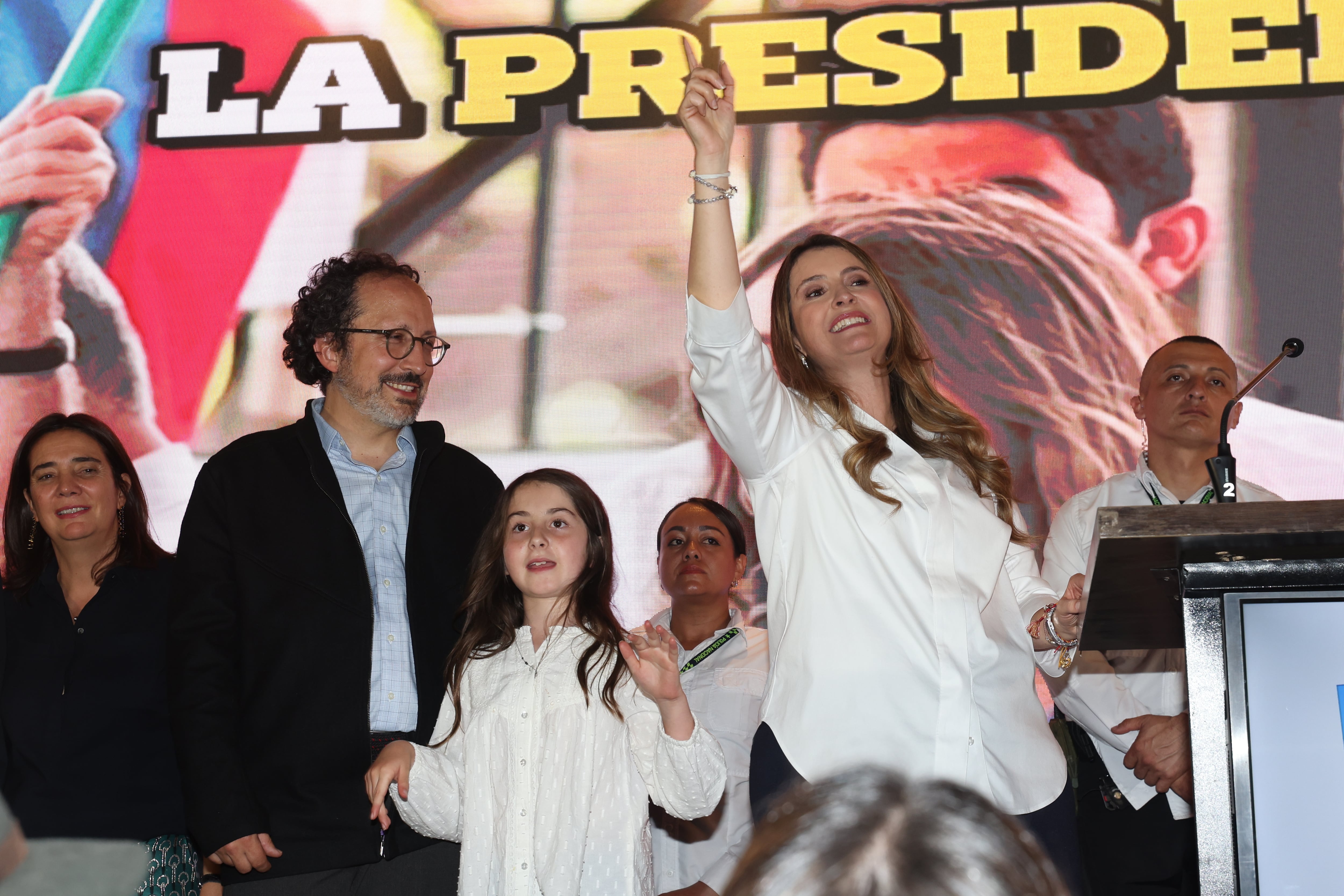 PALOMA VALENCIA, CANDIDATA A LA PRESIDENCIA POR LA GRAN CONSULTA