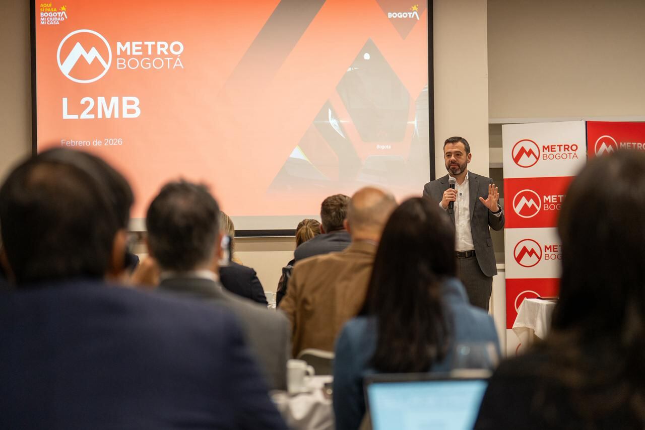 Carlos Fernando Galán explica nuevo proceso de licitación para la Línea 2 del Metro.