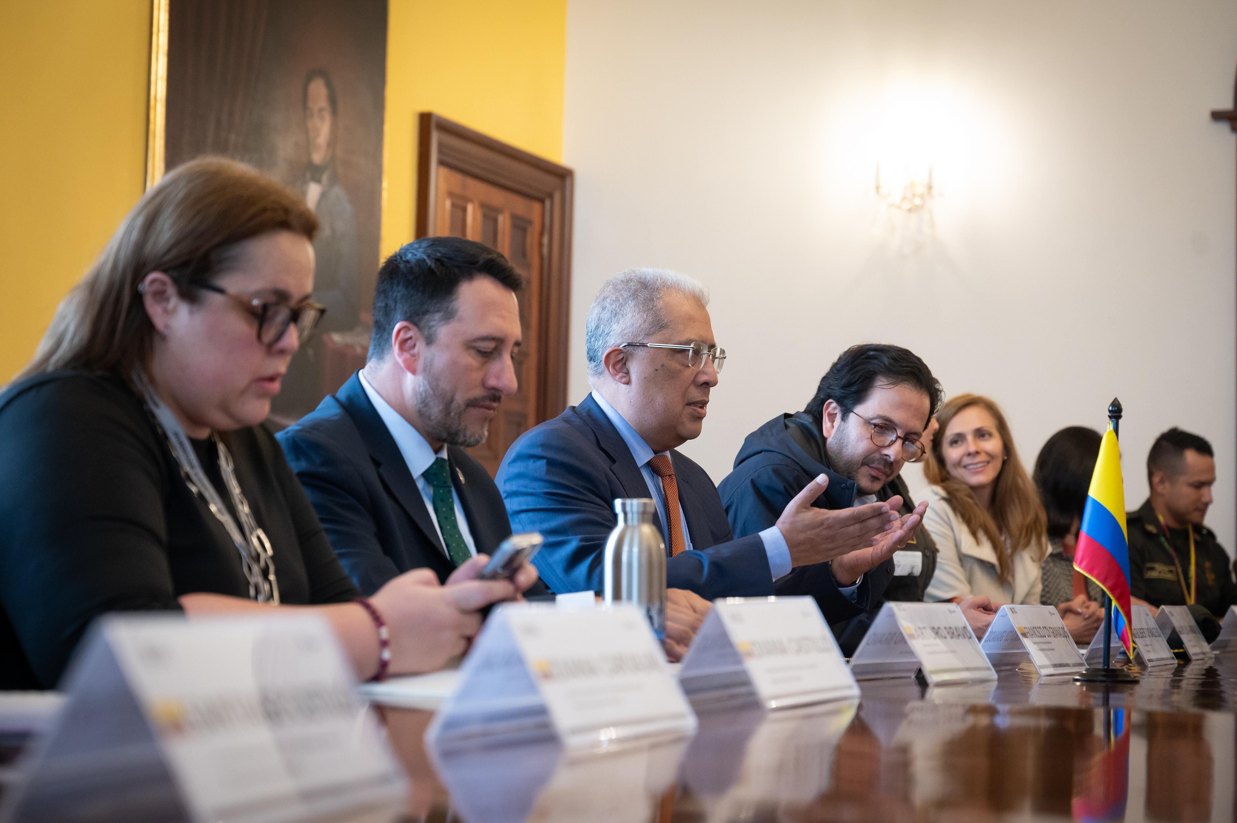 La reunión estuvo encabezada por el viceministro de Relaciones Exteriores, Francisco Coy Granados