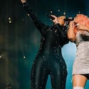 Karol G estuvo con ALicia Keys en el Movistar Arena en Bogotá