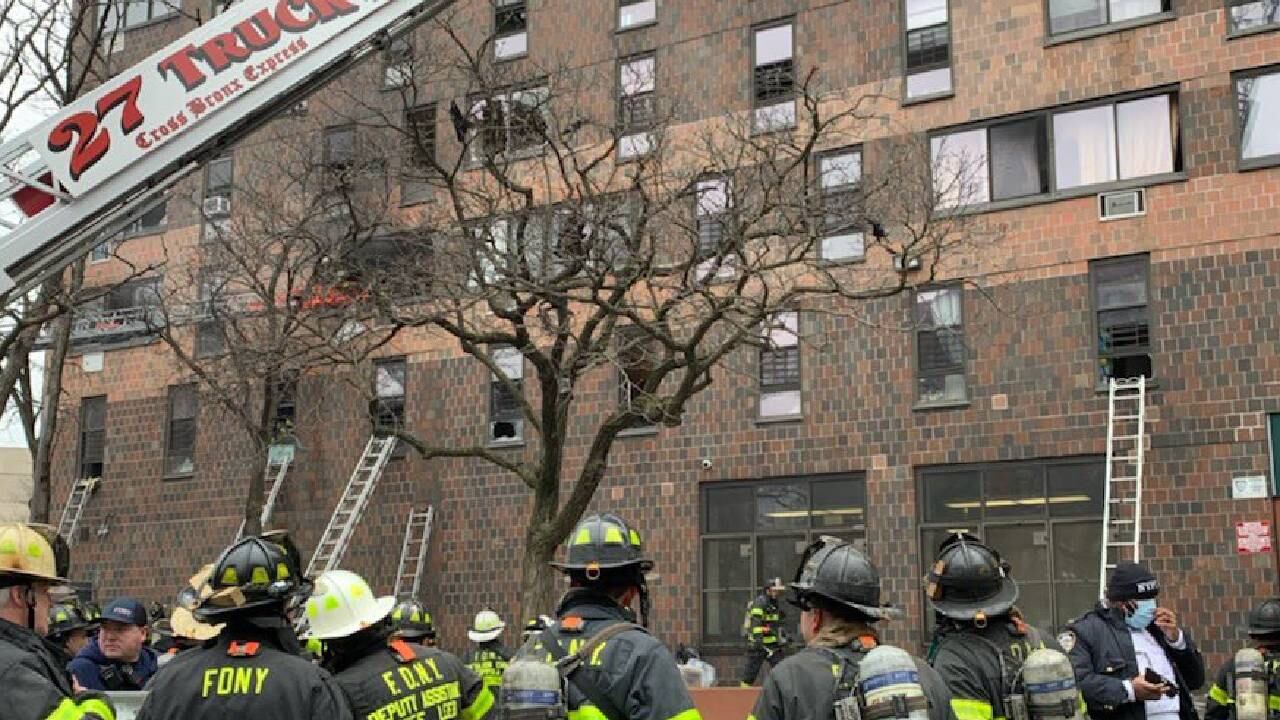 Los medios locales informan, por su parte, de más de 60 heridos.