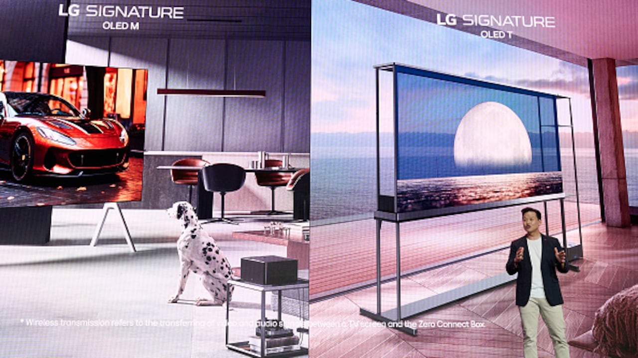 El primer televisor de 130 pulgadas con el que la TV intenta competir con los celulares, 100 años después