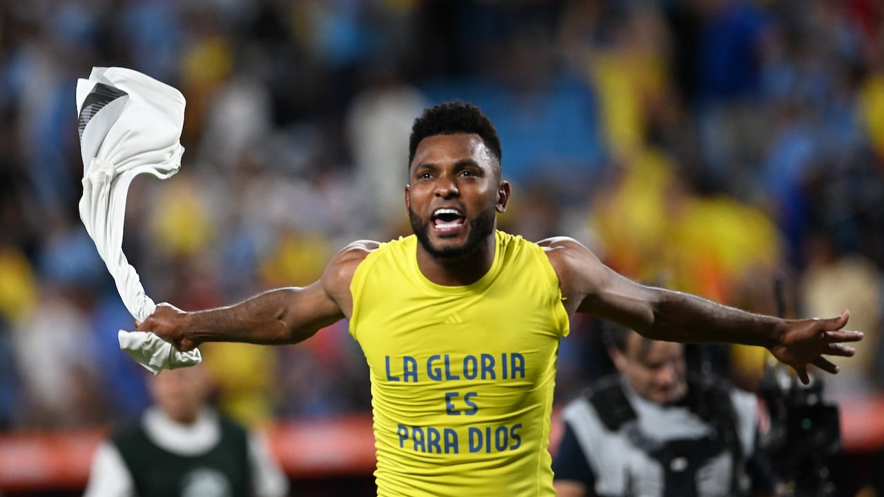 CHARLOTTE, NORTH CAROLINA - JULY 10: Miguel Borja #9 of Colombia celebrate after defeating Uruguay during the semi-final match between Uruguay and Colombia in the CONMEBOL Copa America USA 2024 at Bank of America Stadium on July 10, 2024 in Charlotte, North Carolina. (Photo by Robin Alam/ISI Photos/Getty Images)