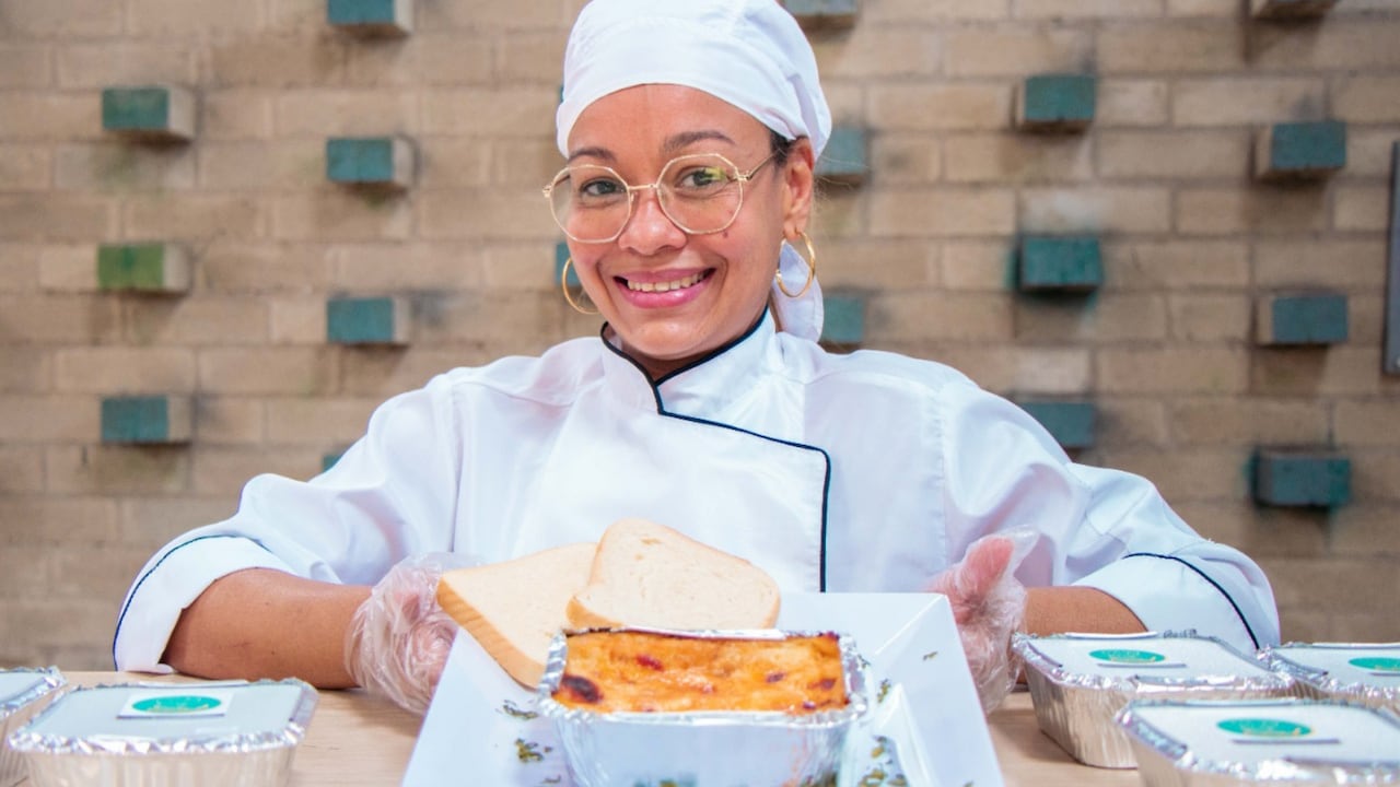 Uniendo Fronteras, como se denomina el evento, visibiliza los productos y las historias de migrantes y retornados que han emprendido en áreas diversas como la gastronomía, los servicios, la cultura o las artesanías. Un evento para apoyar y deleitarse desde casa.