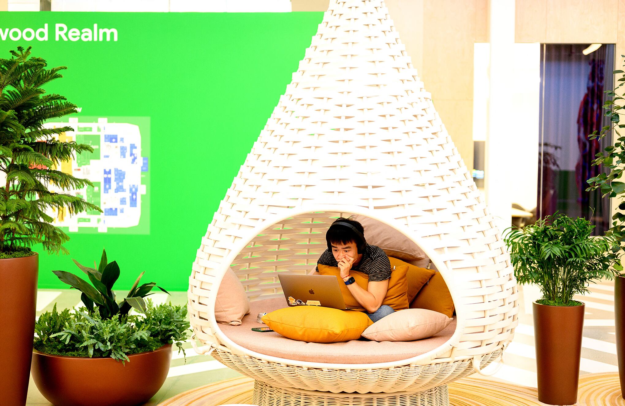 En imágenes : Google abre sus nuevas oficinas futuristas en Silicon Valley.