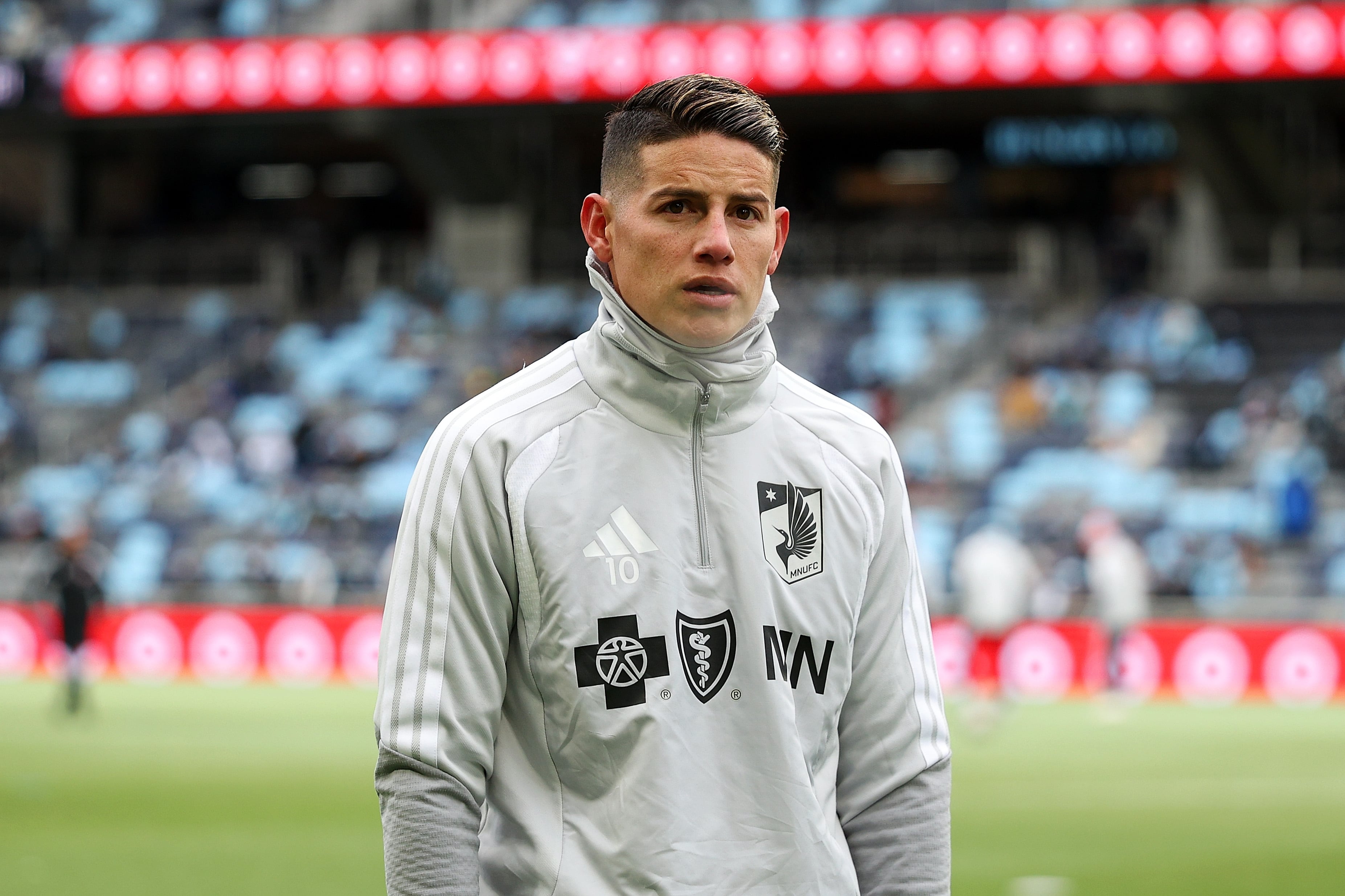 ST PAUL, MINNESOTA - FEBRUARY 28: James Rodríguez #10 of Minnesota United looks on prior to the start of the match against FC Cincinnati at Allianz Field on February 28, 2026 in St Paul, Minnesota. Minnesota defeated Cincinnati 1-0. (Photo by David Berding/Getty Images)