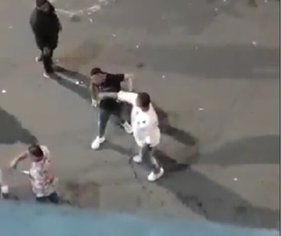 El hecho, por fortuna, no dejó personas heridas.