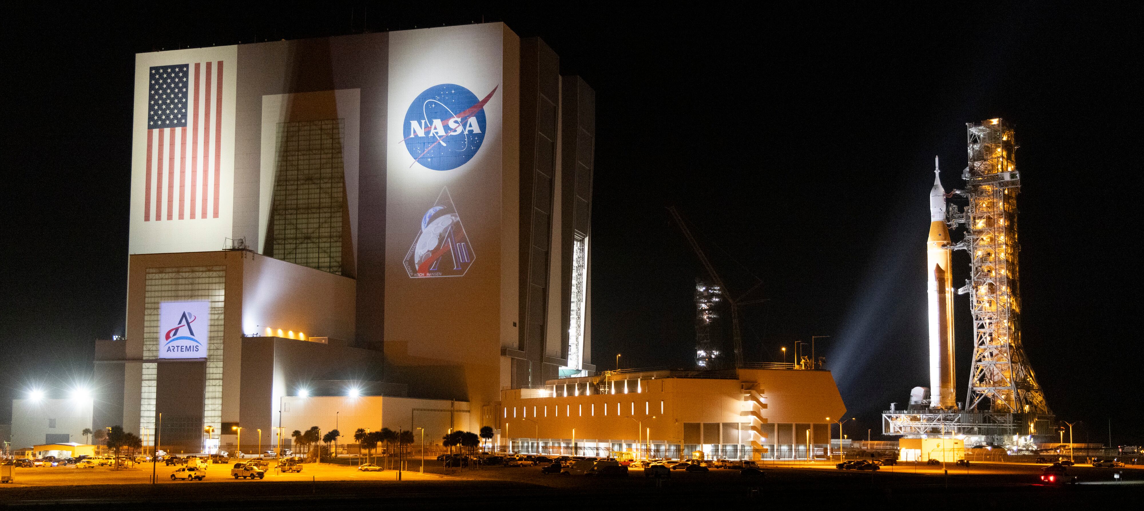 La nave contará con dos TCU independientes, cada una diseñada para resistir fallos múltiples.