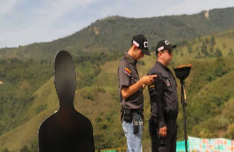 La Sala de Justicia y Paz del Tribunal Superior de Medellín logró dar fe de 313 desaparecidos del Bloque Cacique Nutibara. De ellos, 44 pudieron haber sido enterrados en sitios cercanos a la primera excavación. Foto:Pablo Andrés Monsalve