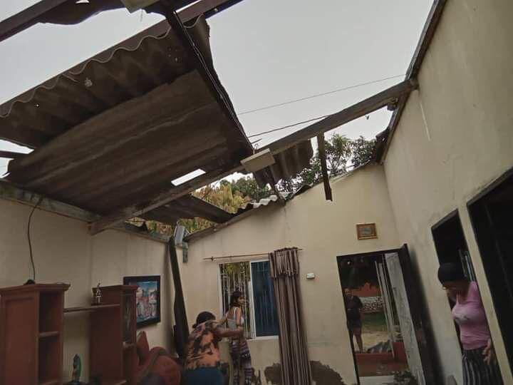 Un vendaval en Polonuevo, Atlántico ha dejado afectada a buena parte de la población.