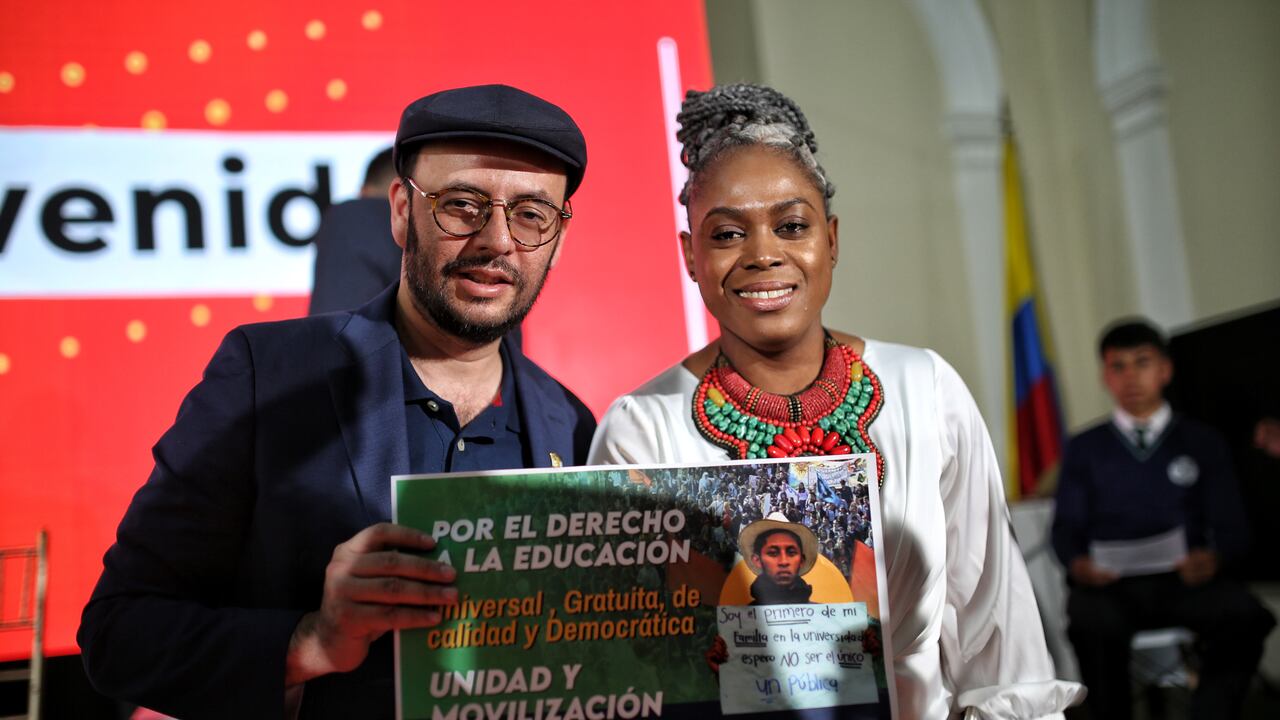 Ministra de Educación Aurora Vergara
Representante Gabriel Becerra