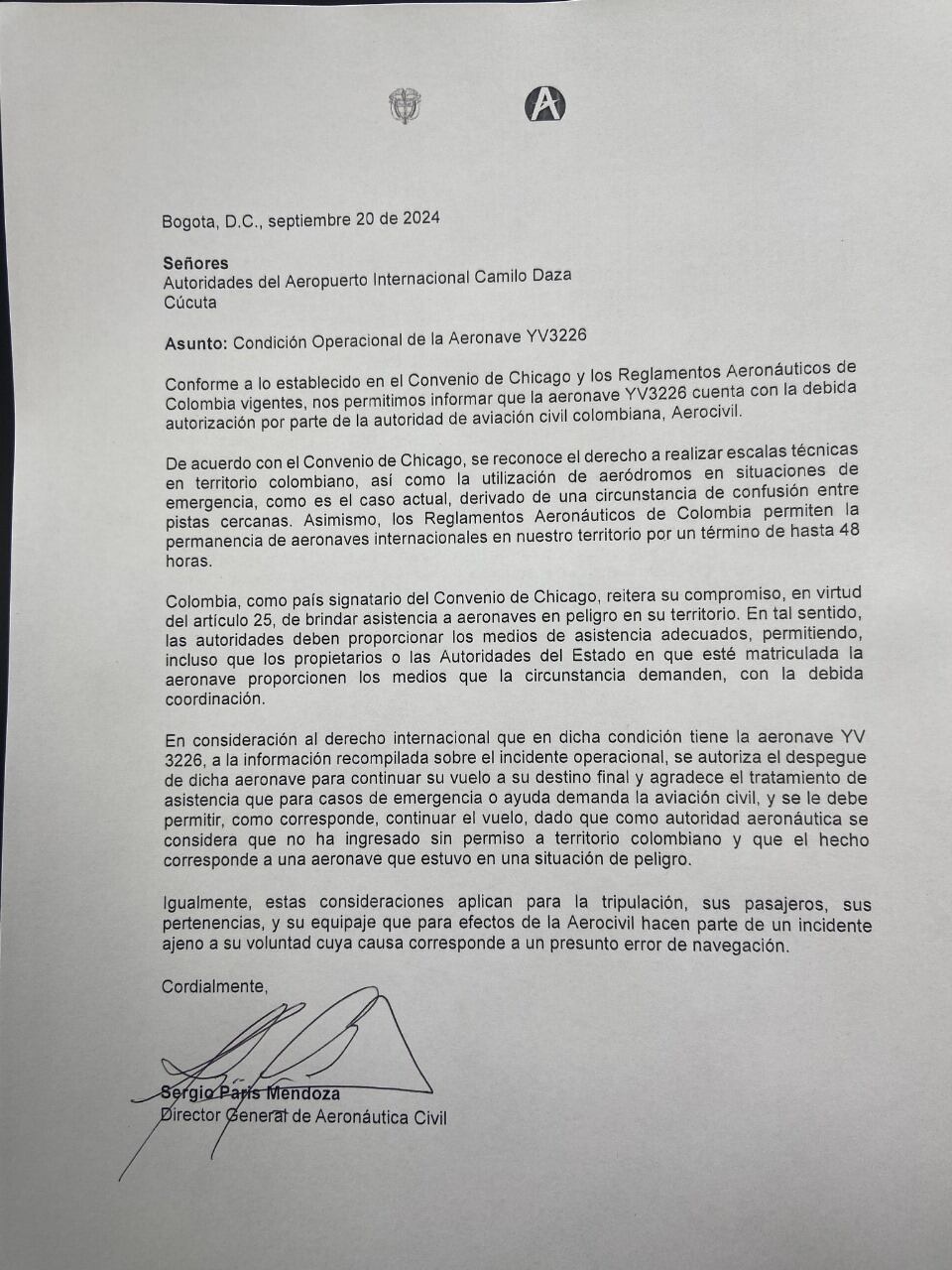 Carta de la Aerocivil donde informa que autorizó el aterrizaje