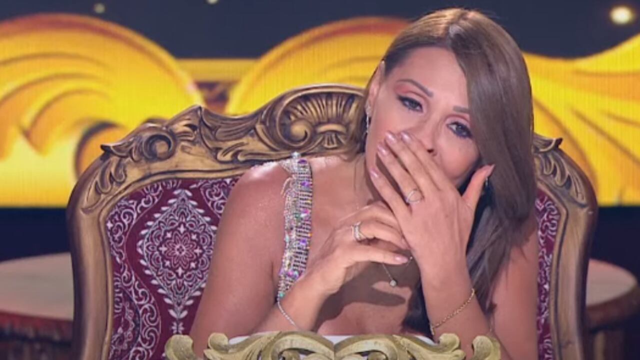 La actriz lloró en medio de la transmisión del programa.