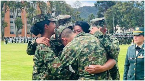 Yanira Vargas Lancheros siempre quiso ser una mujer militar y enaltecer la bandera tricolor. Hoy, a sus 47 años,  tiene a cuatro de sus hijos prestando su servicio militar en el Batallón de Infantería N.º 37 Guardia Presidencial.